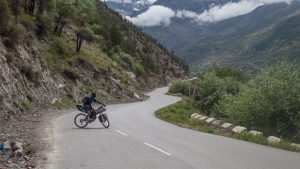 Cycling from Keylong to Zanskar Sumdo