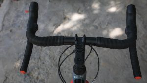 Flared handlebars on the Scott Speedster Gravel 10