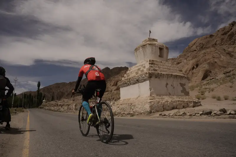 faisal qadir himalayan ultra cycling