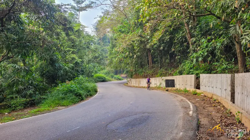 cycling from kochi to munnar
